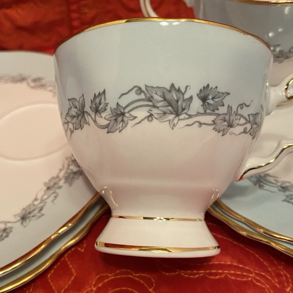 Tuscan Fine‎ English Bone China Tea Cup Lunch/Snack Plate Set  8-Pc Aristocrat